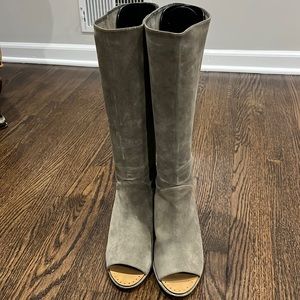 Suede Boots leather sole, Vince Camino Signature.